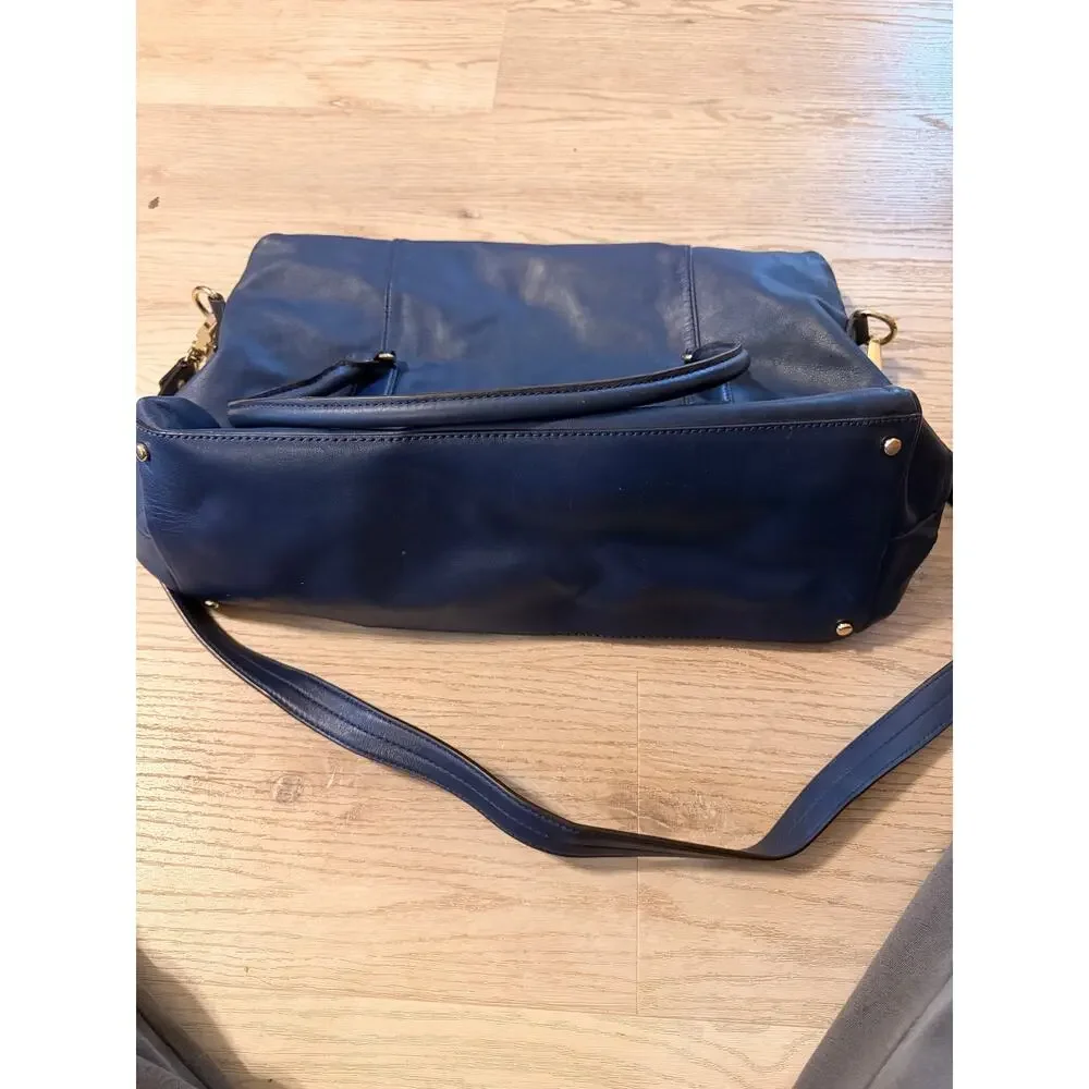 Kate Spade New York large tote or weekender bag Navy 
with gold-tone hardware - Picture 7 of 8